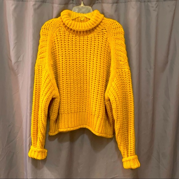 NWOT chunky knit H&M sweater size L yellow mustard marigold color - Picture 1 of 6